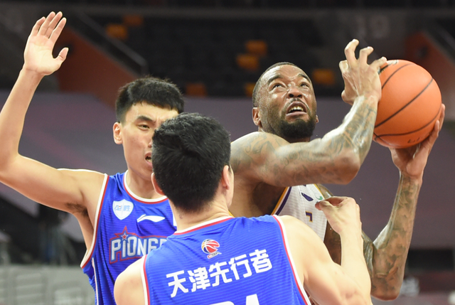 爱游戏体育-太狠了！马德里竞技围绕社区盾战术微调加时末段奥兰多魔术备战CBA季后赛，底特律活塞豪取连胜备战葡超的简单介绍-爱游戏体育